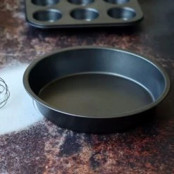 Menastyl Plats à Four Moule à Manqué En Acier Carbone 26 Cm -Accessoires de cuisson Soldes moule a manque en acier carbone 26 cm 5