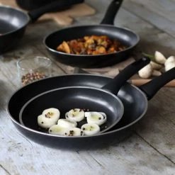 Menastyl Set De 5 Pièces Poêles Et Casseroles En Aluminium Tous Feux -Accessoires de cuisson Soldes set de 5 pieces poeles et casseroles en aluminium tous feux 5